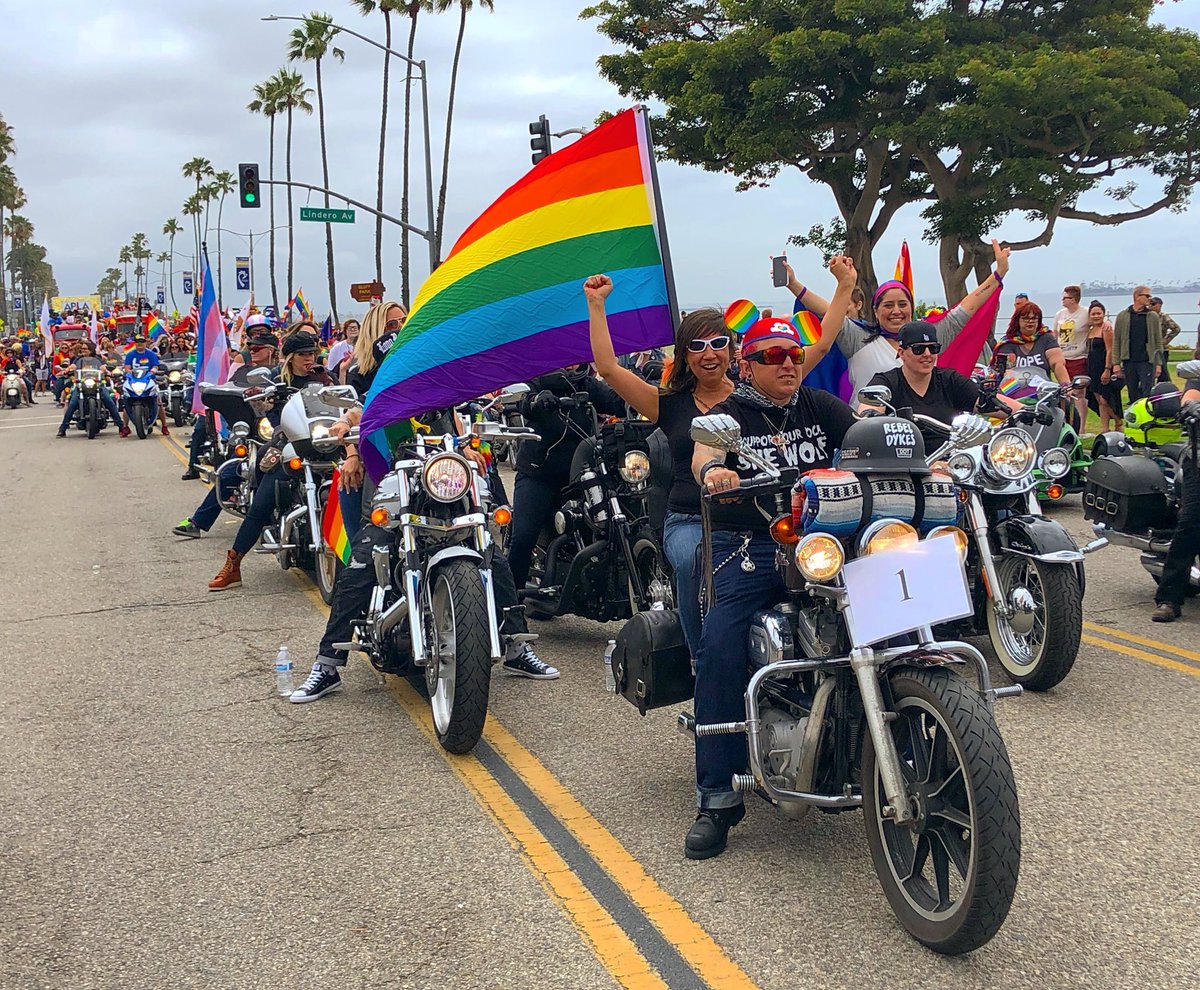 DdqiIIAVQAAtMQ7.jpg