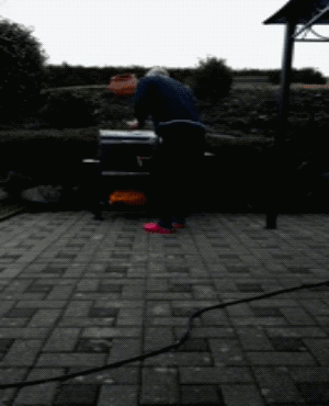 ezgif-656a3d725c4c1699.gif